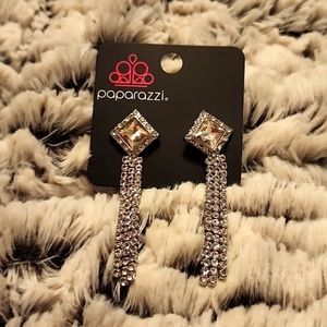 PAPARAZZI EARRINGS
